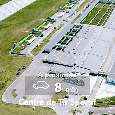 Le Terracotta ⸱ Stationnement Gratuit ⸱ Fibre Lägenhet Déols Exteriör bild
