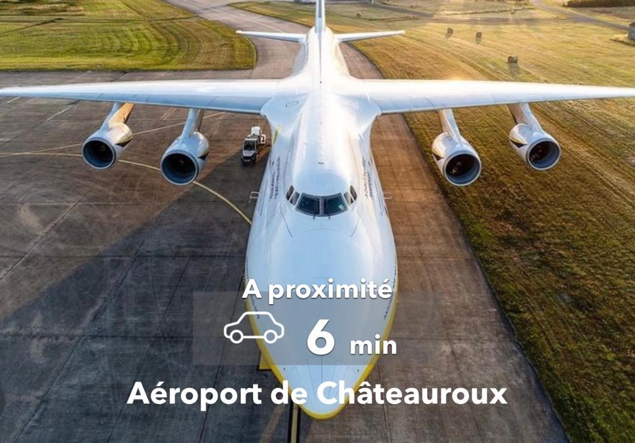 Le Terracotta ⸱ Stationnement Gratuit ⸱ Fibre Lägenhet Déols Exteriör bild